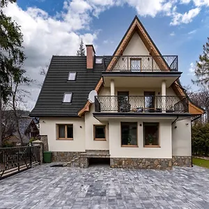 https://villa-7-folk-modern.zakopanehotels.org